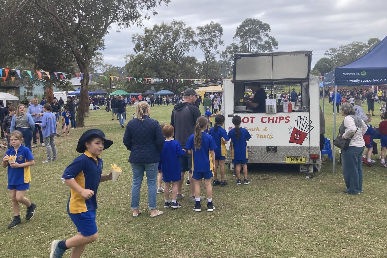 Chip N Dip chips tray at a school carnival